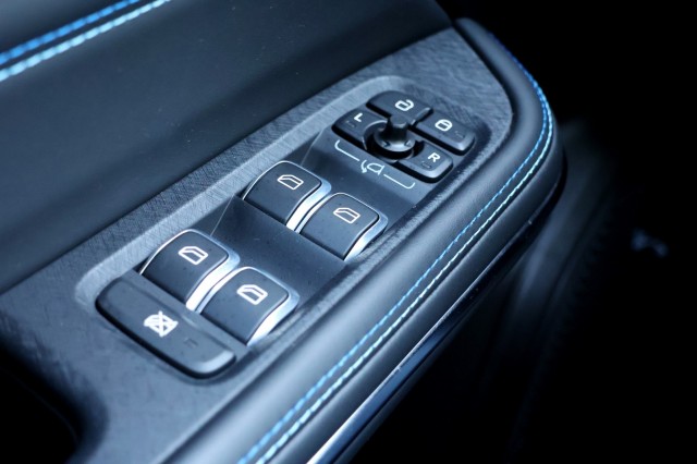 LYNK EN CO 01 1.5 Plug-in Hybrid - 261 pk **Pano / 360 camera / Memory stoel , Autobedrijf Ploemen Meerssen BV, Meerssen