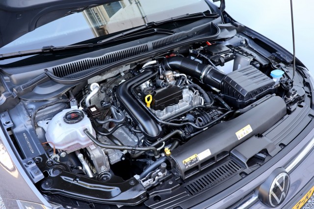 VOLKSWAGEN POLO 1.0 TSI DSG Life Business - 95 pk **Camera / Carplay, Autobedrijf Ploemen Meerssen BV, Meerssen