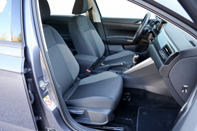 VOLKSWAGEN POLO 1.0 TSI DSG Life Business - 95 pk **Camera / Carplay, Autobedrijf Ploemen Meerssen BV, Meerssen