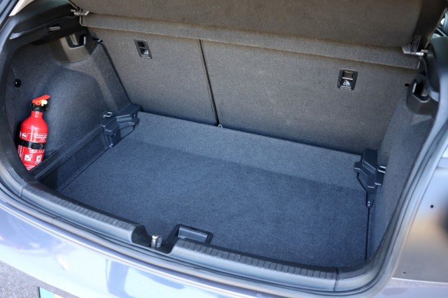 VOLKSWAGEN POLO 1.0 TSI DSG Life Business - 95 pk **Camera / Carplay, Autobedrijf Ploemen Meerssen BV, Meerssen