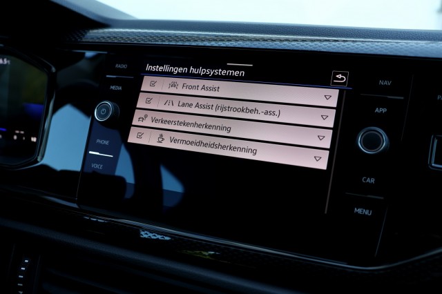 VOLKSWAGEN POLO 1.0 TSI DSG Life Business - 95 pk **Camera / Carplay, Autobedrijf Ploemen Meerssen BV, Meerssen