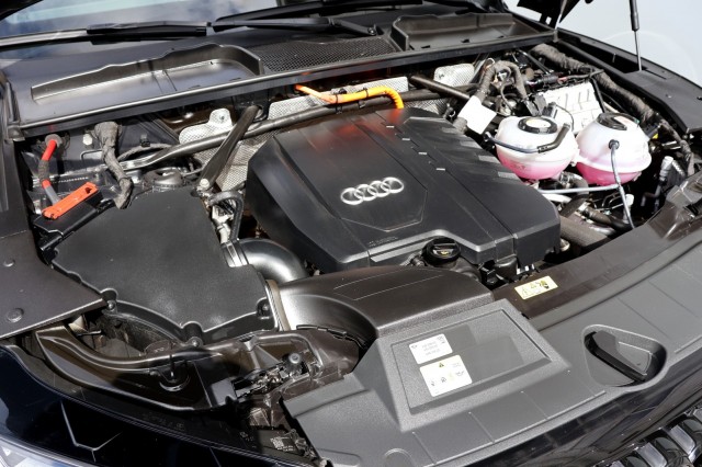 AUDI Q5 SPORTBACK 55 TFSIe S Edition Competition - 367 pk , Autobedrijf Ploemen Meerssen BV, Meerssen