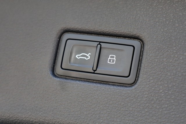 AUDI Q5 SPORTBACK 55 TFSIe S Edition Competition - 367 pk , Autobedrijf Ploemen Meerssen BV, Meerssen