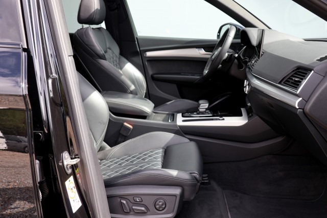 AUDI Q5 SPORTBACK 55 TFSIe S Edition Competition - 367 pk , Autobedrijf Ploemen Meerssen BV, Meerssen