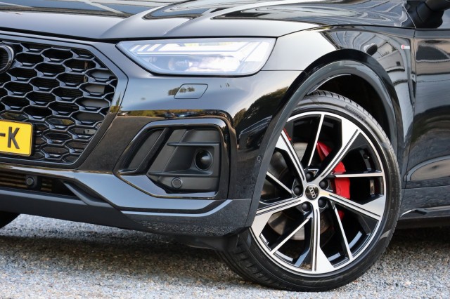 AUDI Q5 SPORTBACK 55 TFSIe S Edition Competition - 367 pk , Autobedrijf Ploemen Meerssen BV, Meerssen
