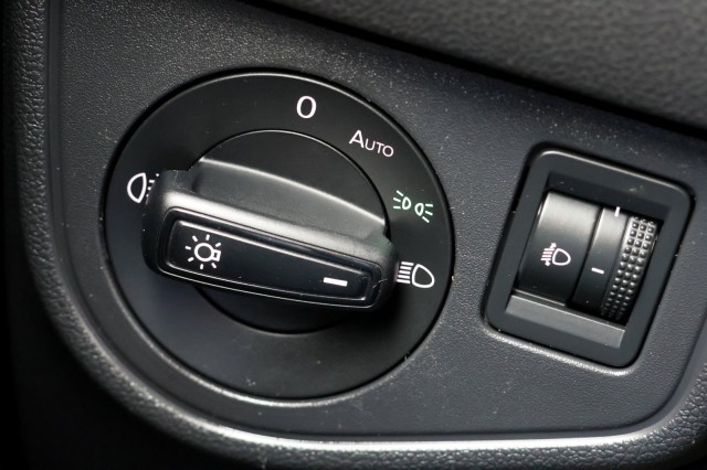 VOLKSWAGEN POLO 1.0 TSI Life Business - 95 pk, Autobedrijf Ploemen Meerssen BV, Meerssen