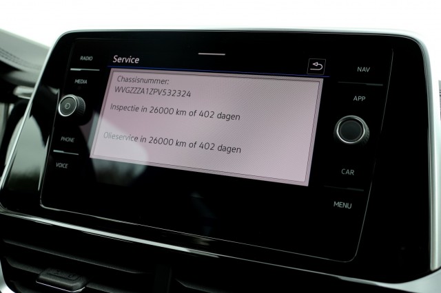 VOLKSWAGEN T-ROC 1.5 TSI DSG R-Line - 150 pk , Autobedrijf Ploemen Meerssen BV, Meerssen