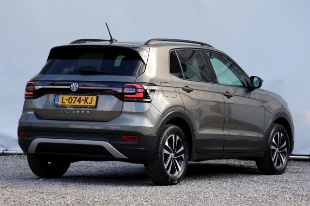 VOLKSWAGEN T-CROSS 1.0 TSI United - 95 pk **Navi / Carplay / Climate / ACC, Autobedrijf Ploemen Meerssen BV, Meerssen