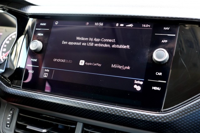 VOLKSWAGEN T-CROSS 1.0 TSI United - 95 pk **Navi / Carplay / Climate / ACC, Autobedrijf Ploemen Meerssen BV, Meerssen