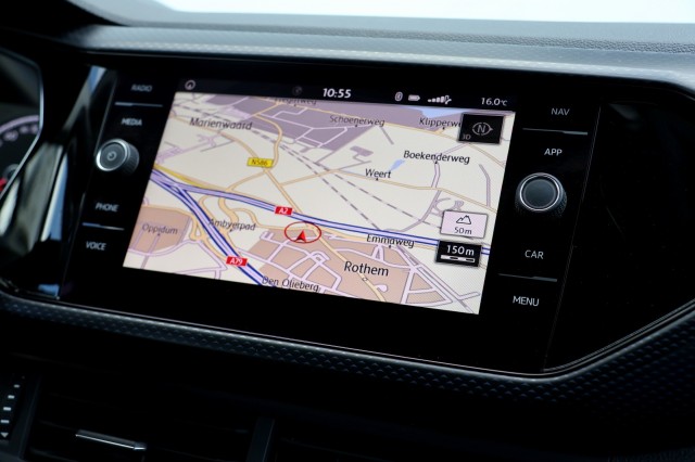 VOLKSWAGEN T-CROSS 1.0 TSI United - 95 pk **Navi / Carplay / Climate / ACC, Autobedrijf Ploemen Meerssen BV, Meerssen