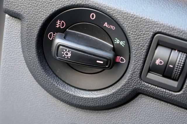 VOLKSWAGEN T-CROSS 1.0 TSI United - 95 pk **Navi / Carplay / Climate / ACC, Autobedrijf Ploemen Meerssen BV, Meerssen