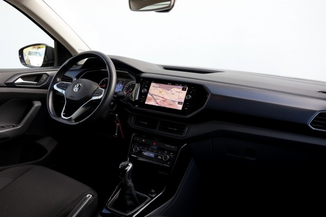 VOLKSWAGEN T-CROSS 1.0 TSI United - 95 pk **Navi / Carplay / Climate / ACC, Autobedrijf Ploemen Meerssen BV, Meerssen