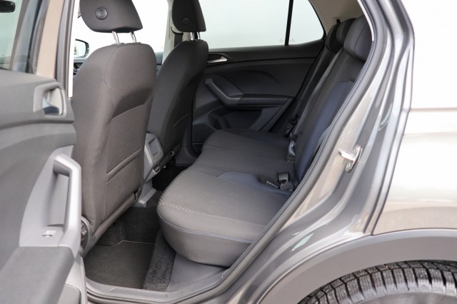 VOLKSWAGEN T-CROSS 1.0 TSI United - 95 pk **Navi / Carplay / Climate / ACC, Autobedrijf Ploemen Meerssen BV, Meerssen