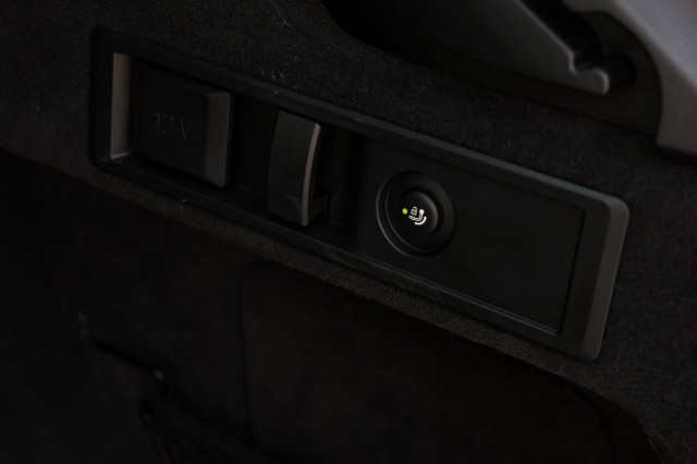 BMW 3-SERIE Touring 318i High Executive M Sport - 156 pk **Trekhaak / Camera, Autobedrijf Ploemen Meerssen BV, Meerssen