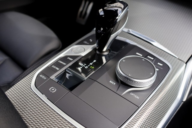 BMW 3-SERIE Touring 318i High Executive M Sport - 156 pk **Trekhaak / Camera, Autobedrijf Ploemen Meerssen BV, Meerssen