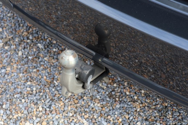 BMW 3-SERIE Touring 318i High Executive M Sport - 156 pk **Trekhaak / Camera, Autobedrijf Ploemen Meerssen BV, Meerssen