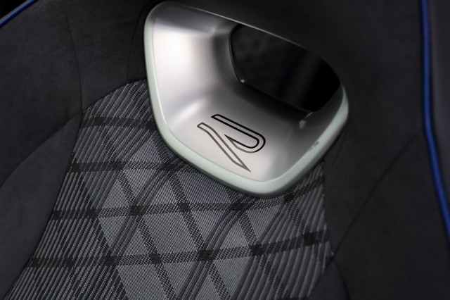 VOLKSWAGEN TIGUAN 1.5 eTSI R-Line - 150 pk **Pano / Harman Kardon / Area view, Autobedrijf Ploemen Meerssen BV, Meerssen