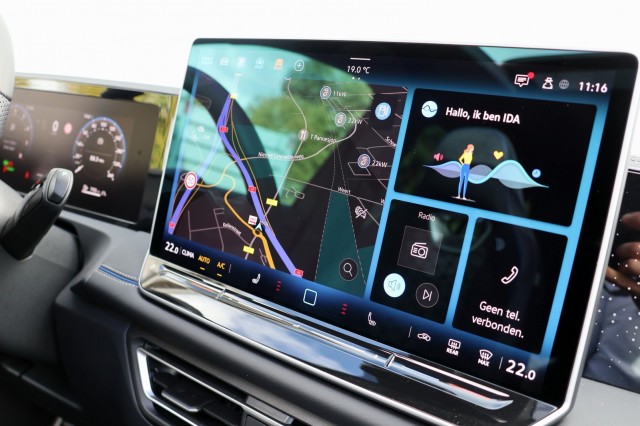 VOLKSWAGEN TIGUAN 1.5 eTSI R-Line - 150 pk **Pano / Harman Kardon / Area view, Autobedrijf Ploemen Meerssen BV, Meerssen