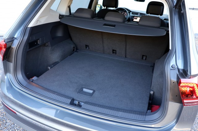 VOLKSWAGEN TIGUAN ALLSPACE 2.0 TSI 4 Motion Highline - 180 pk **Head up / Area View / Led, Autobedrijf Ploemen Meerssen BV, Meer