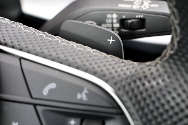 AUDI A3 Sportback 35 TFSI S Edition - 150 pk **Camera / Full Led  , Autobedrijf Ploemen Meerssen BV, Meerssen