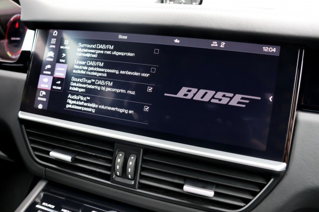 PORSCHE CAYENNE 3.0 E-Hybrid - 462 pk **Sport Chrono Plus / Pano / Head up, Autobedrijf Ploemen Meerssen BV, Meerssen