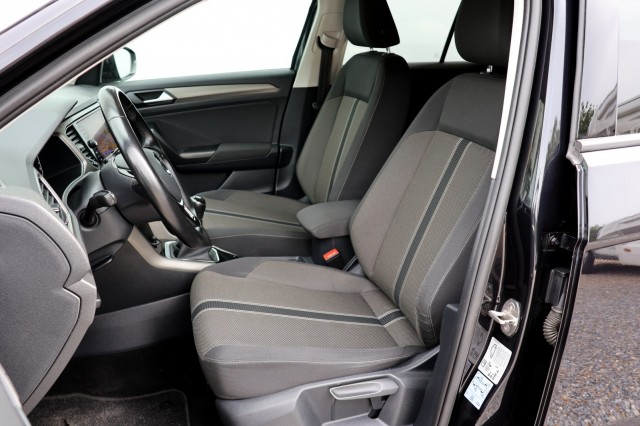 VOLKSWAGEN T-ROC 1.0 TSI Style - 110 pk **Active info / Trekhaak / Navi / ACC, Autobedrijf Ploemen Meerssen BV, Meerssen