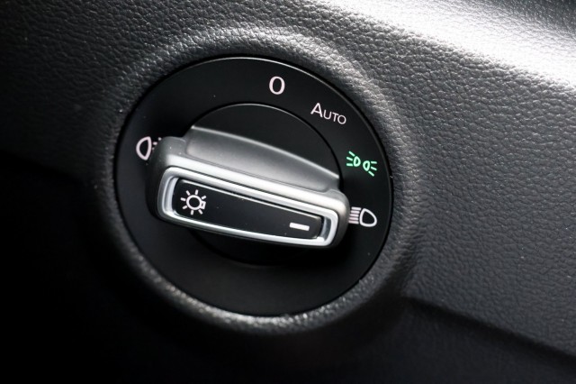 VOLKSWAGEN T-ROC 1.0 TSI Style - 110 pk **Active info / Trekhaak / Navi / ACC, Autobedrijf Ploemen Meerssen BV, Meerssen