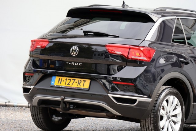 VOLKSWAGEN T-ROC 1.0 TSI Style - 110 pk **Active info / Trekhaak / Navi / ACC, Autobedrijf Ploemen Meerssen BV, Meerssen