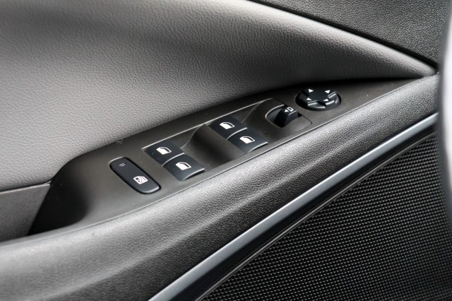 OPEL CROSSLAND X 1.2 Turbo Innovation - 110 pk **Trekhaak / Led / Carplay / Navi, Autobedrijf Ploemen Meerssen BV, Meerssen