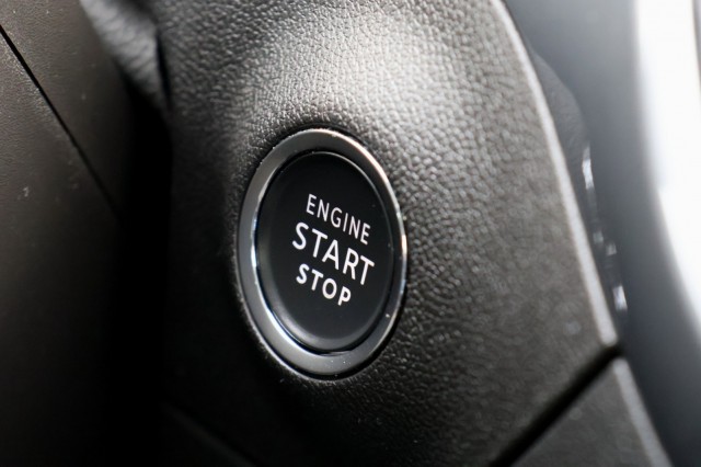 OPEL CROSSLAND X 1.2 Turbo Innovation - 110 pk **Trekhaak / Led / Carplay / Navi, Autobedrijf Ploemen Meerssen BV, Meerssen