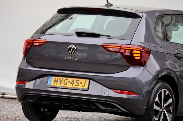 VOLKSWAGEN POLO 1.0 TSI DSG Move - 95 pk **Camera / Navi / Carplay / Climate, Autobedrijf Ploemen Meerssen BV, Meerssen