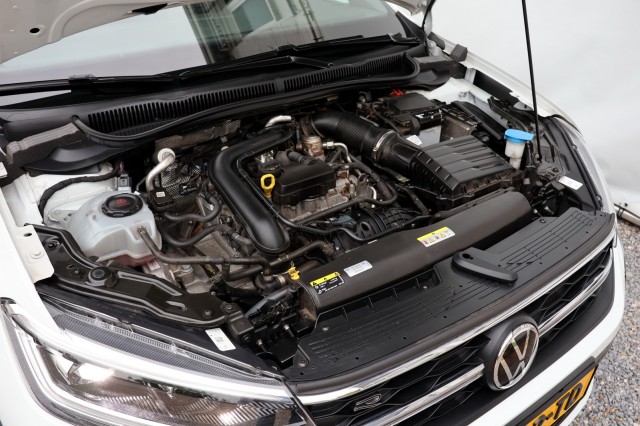 VOLKSWAGEN TAIGO 1.0 TSI R-Line Business - 110 pk **Pano / IQ Light / ACC / Keyless, Autobedrijf Ploemen Meerssen BV, Meerssen