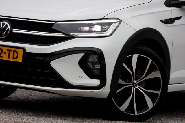 VOLKSWAGEN TAIGO 1.0 TSI R-Line Business - 110 pk **Pano / IQ Light / ACC / Keyless, Autobedrijf Ploemen Meerssen BV, Meerssen