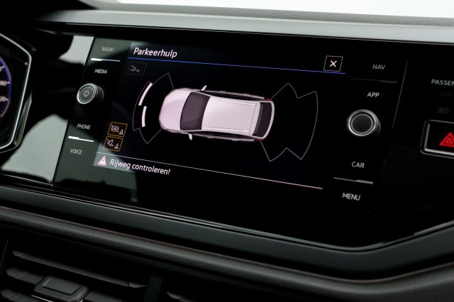 VOLKSWAGEN TAIGO 1.0 TSI R-Line Business - 110 pk **Pano / IQ Light / ACC / Keyless, Autobedrijf Ploemen Meerssen BV, Meerssen