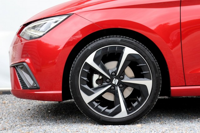 SEAT IBIZA 1.0 EcoTSI FR Business Connect - 110 pk, Autobedrijf Ploemen Meerssen BV, Meerssen