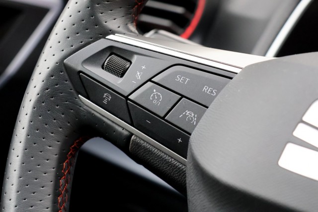 SEAT IBIZA 1.0 EcoTSI FR Business Connect - 110 pk, Autobedrijf Ploemen Meerssen BV, Meerssen