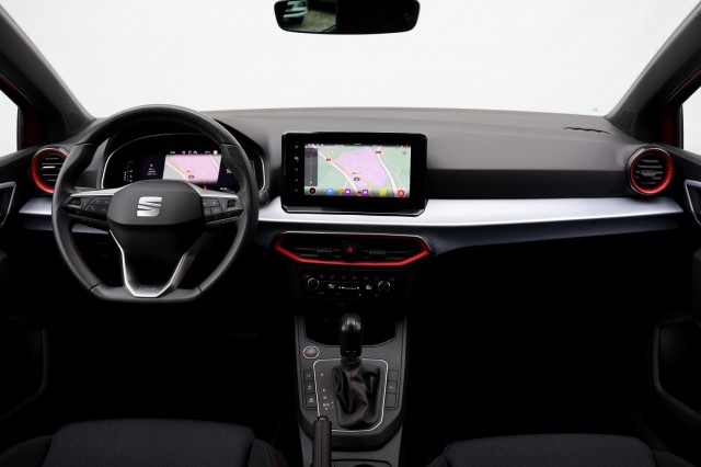 SEAT IBIZA 1.0 EcoTSI FR Business Connect - 110 pk, Autobedrijf Ploemen Meerssen BV, Meerssen