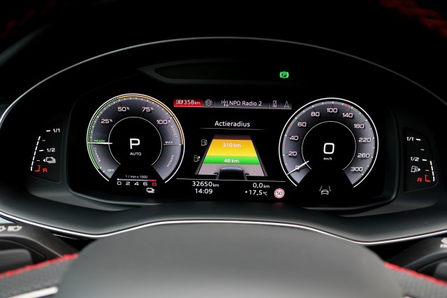 AUDI Q7 60 TFSIe Quattro Pro Line S Competition - 456 pk, Autobedrijf Ploemen Meerssen BV, Meerssen