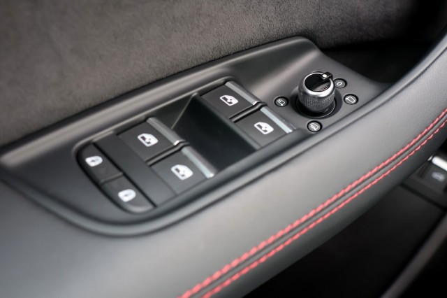 AUDI Q7 60 TFSIe Quattro Pro Line S Competition - 456 pk, Autobedrijf Ploemen Meerssen BV, Meerssen