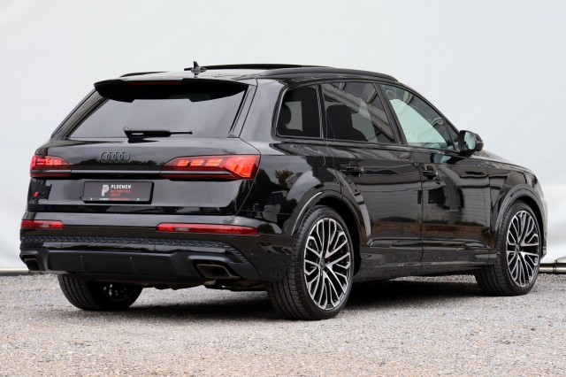 AUDI Q7 60 TFSIe Quattro Pro Line S Competition - 456 pk, Autobedrijf Ploemen Meerssen BV, Meerssen