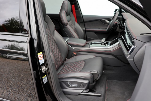 AUDI Q7 60 TFSIe Quattro Pro Line S Competition - 456 pk, Autobedrijf Ploemen Meerssen BV, Meerssen