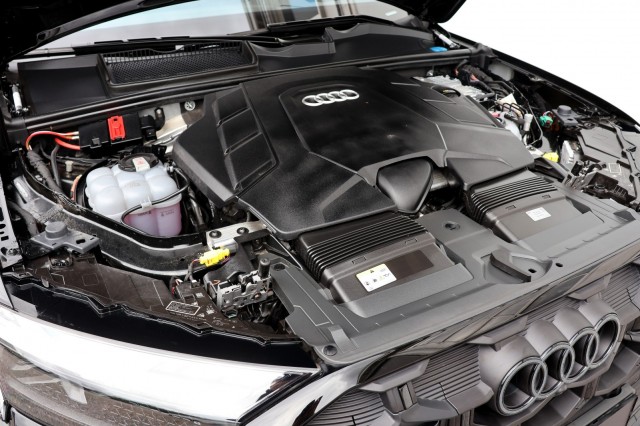 AUDI Q7 60 TFSIe Quattro Pro Line S Competition - 456 pk, Autobedrijf Ploemen Meerssen BV, Meerssen