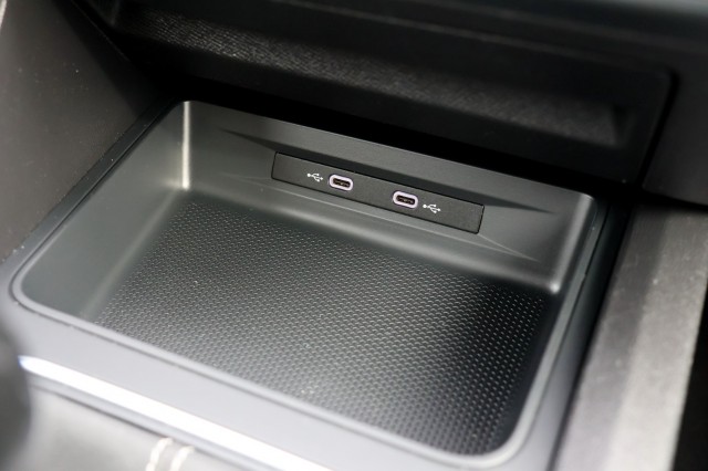 SEAT LEON Sportstourer 1.5 TSI Style - 131 pk **Full Link / PDC / Cruise, Autobedrijf Ploemen Meerssen BV, Meerssen