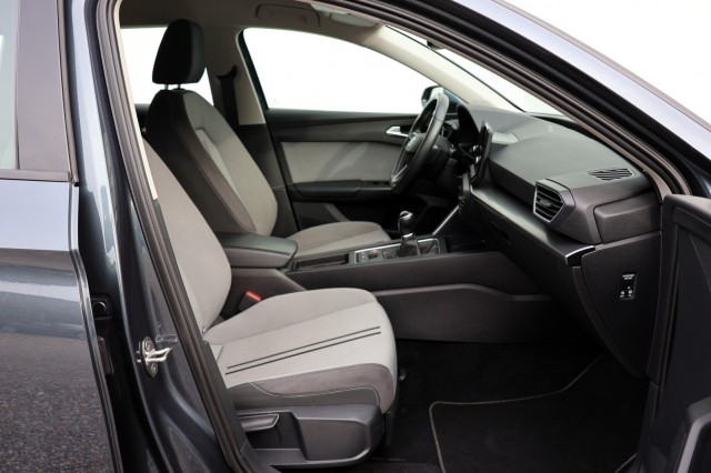 SEAT LEON Sportstourer 1.5 TSI Style - 131 pk **Full Link / PDC / Cruise, Autobedrijf Ploemen Meerssen BV, Meerssen