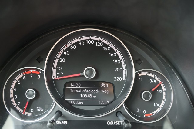 VOLKSWAGEN UP 1.0 BMT High Up! Automaat - 75 pk **Unieke KM / 1e eig / Camera, Autobedrijf Ploemen Meerssen BV, Meerssen