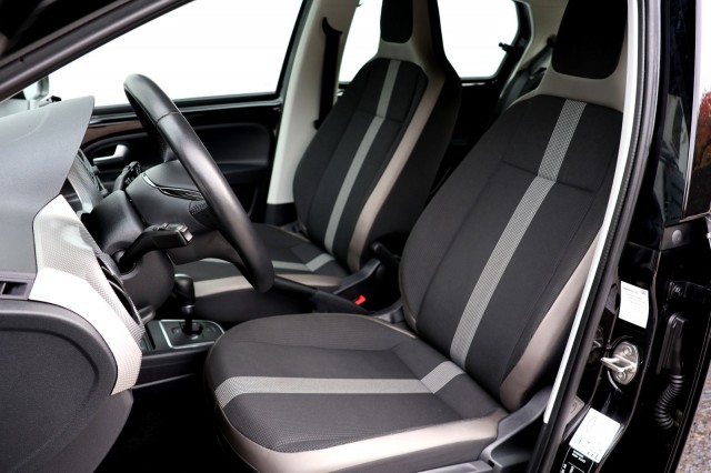 VOLKSWAGEN UP 1.0 BMT High Up! Automaat - 75 pk **Unieke KM / 1e eig / Camera, Autobedrijf Ploemen Meerssen BV, Meerssen