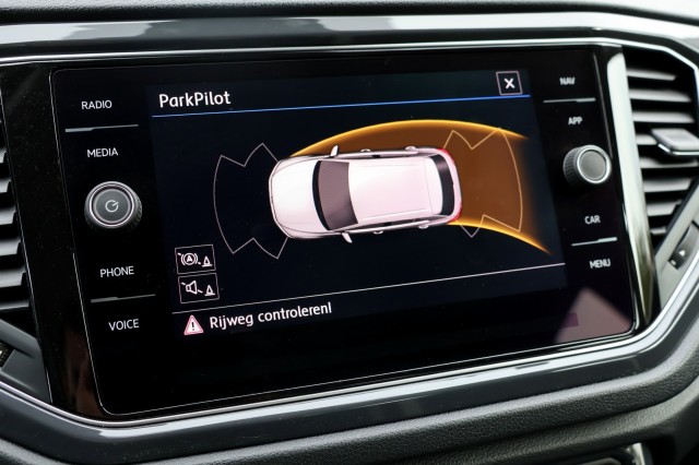 VOLKSWAGEN T-ROC 1.5 TSI DSG Sport - 150 pk **Virtual / 1e eig / NAP / Led , Autobedrijf Ploemen Meerssen BV, Meerssen