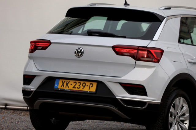 VOLKSWAGEN T-ROC 1.5 TSI DSG Sport - 150 pk **Virtual / 1e eig / NAP / Led , Autobedrijf Ploemen Meerssen BV, Meerssen