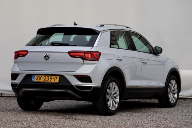 VOLKSWAGEN T-ROC 1.5 TSI DSG Sport - 150 pk **Virtual / 1e eig / NAP / Led , Autobedrijf Ploemen Meerssen BV, Meerssen
