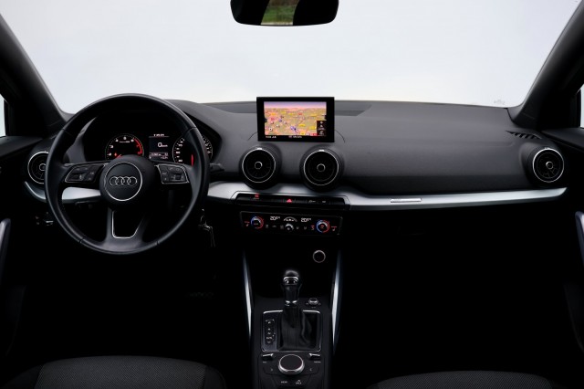 AUDI Q2 30 TFSI Sport Pro line - 116 pk **Led / Trekhaak / Navi / Cruise, Autobedrijf Ploemen Meerssen BV, Meerssen